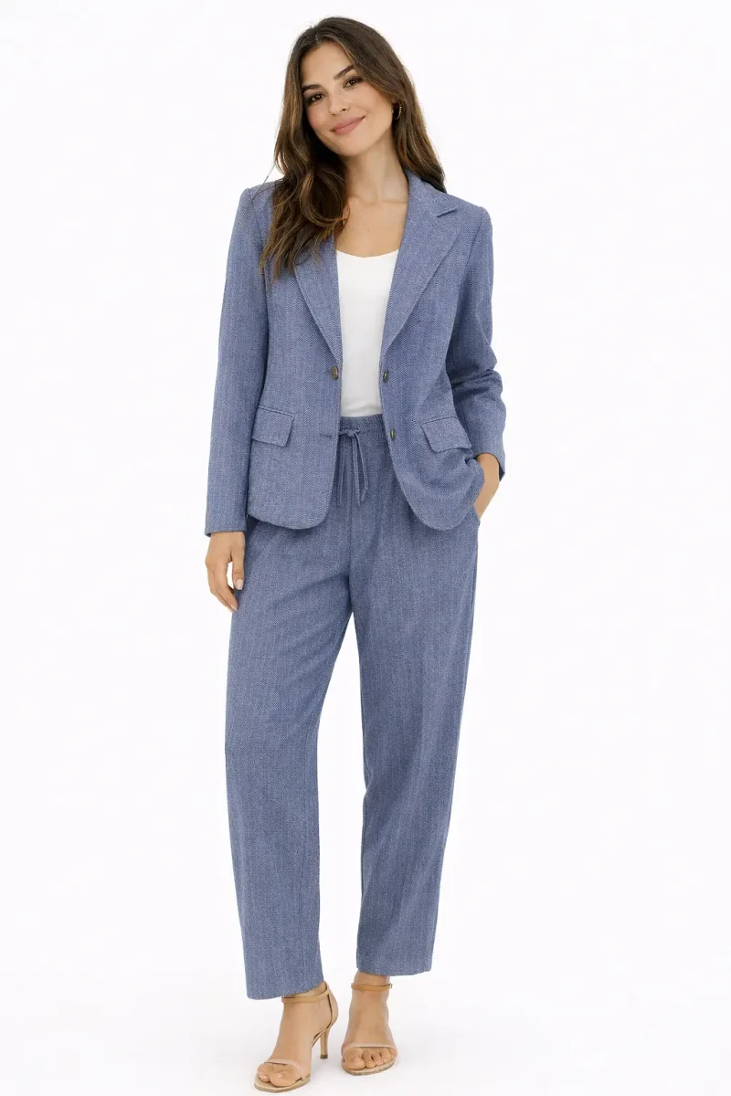 Knitted pants for women